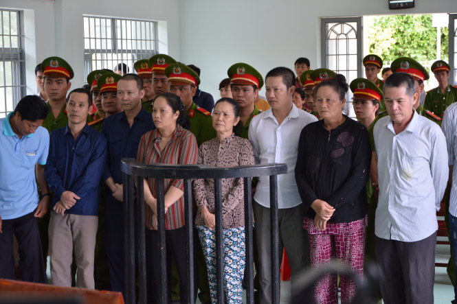 Các bị cáo tại phiên tòa - Ảnh: Sơn Lâm