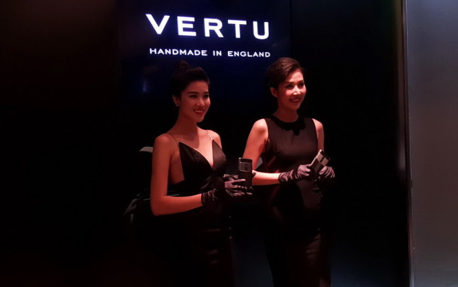 Vertu New Signature Touch ra mắt tại Việt Nam - Ảnh: T.Trực