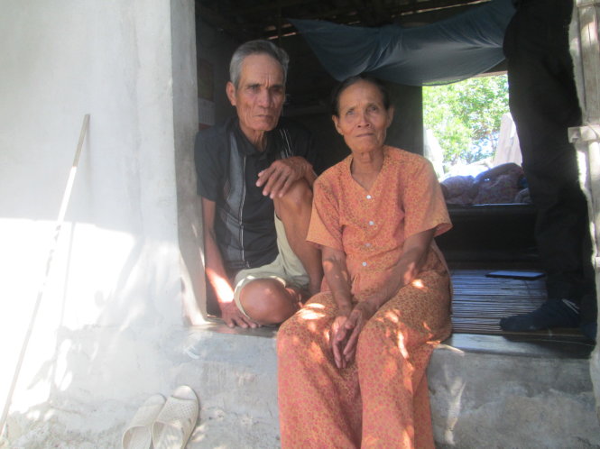 Vợ chồng lão nông Nguyễn Ngọc Đáp - Ảnh: Nhật linh