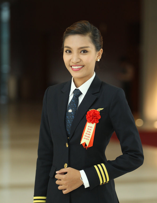 Phi công Nguyễn Thị Ngọc Bích, đội bay A321 Vietnam Airlines