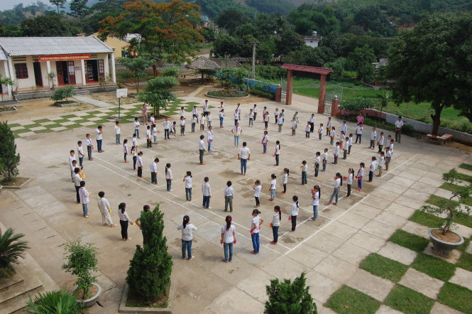 Môi trường xanh và thân thiện ở trường học vùng cao Lào Cai - Ảnh: N.T.Lượng