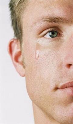 Đàn ông khóc - Một giây phút của sự yếu đuối hay sự mạnh mẽ? Hãy xem những khoảnh khắc đầy cảm xúc khi đàn ông khóc và tìm hiểu điều đó bạn nhé.