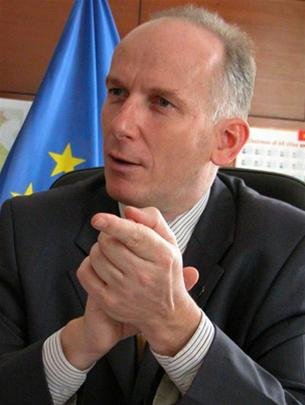 52tZiVL4.jpg