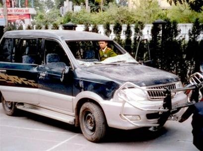 zr7tZ1iy.jpg
