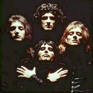 Hãy cùng đón xem hình ảnh của ban nhạc Anh vĩ đại nhất mọi thời - Queen, để khám phá nguồn cảm hứng, tài năng và sự chiêm nghiệm đích thực trong âm nhạc của họ.