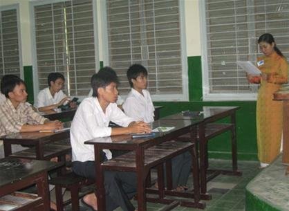 MNtvL821.jpg