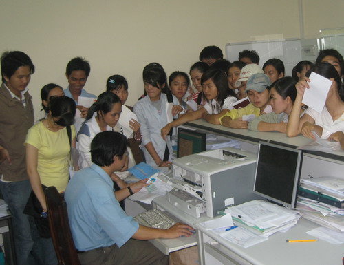 3l8tSj8W.jpg