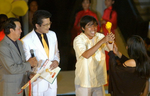 XSXi4upw.jpg