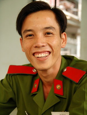 9fC194gi.jpg