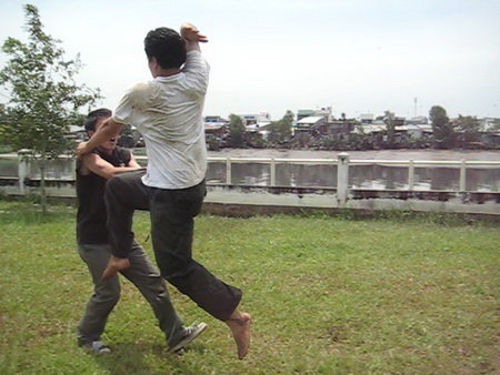8KejIlJU.jpg