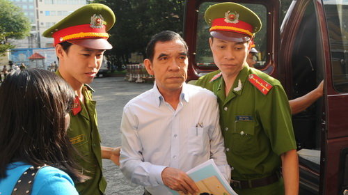 2TyC47zs.jpg