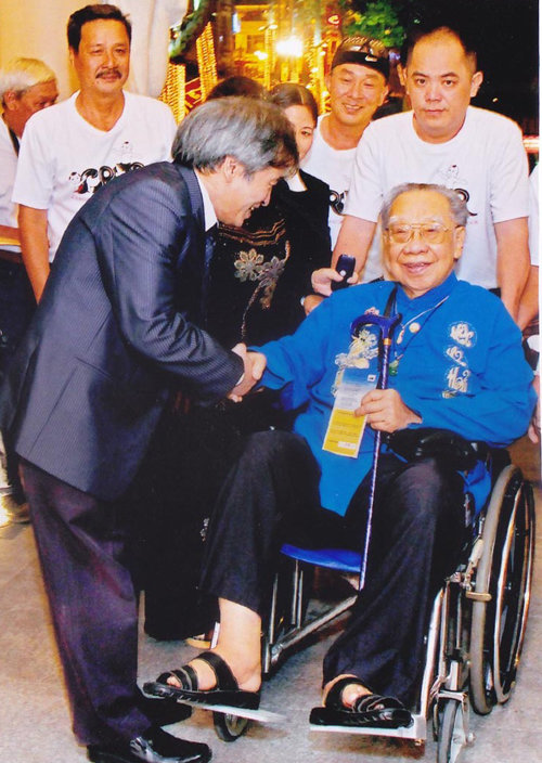 BXmxxDvD.jpg