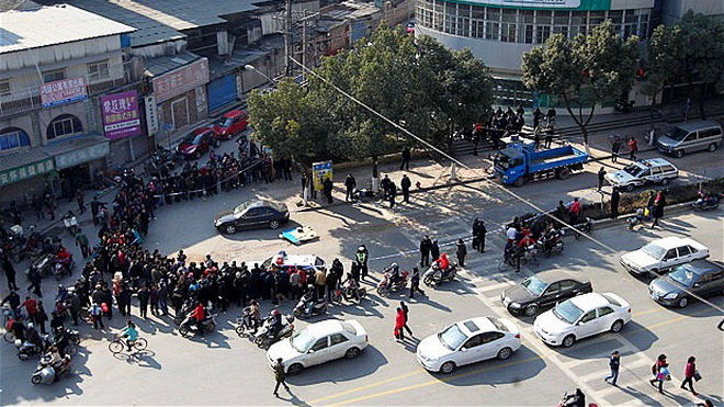 LIko8gC1.jpg