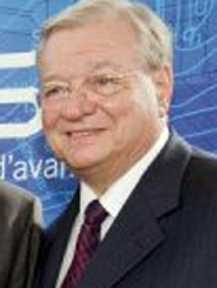 92kTUOZe.jpg