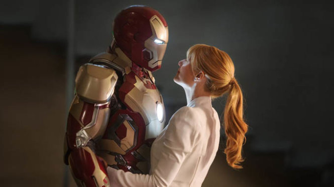 Iron Man 3 - một bộ phim nổi tiếng với nhân vật người sắt. Biến cảm xúc rất phức tạp của Tony Stark trở nên thật sâu sắc với khán giả. Tình yêu của anh ta với Pepper Potts đã giúp anh ta thấu hiểu được giá trị của tình yêu và cuộc sống. Qua hình ảnh, chúng tôi cùng nhau hiểu rõ hơn về tình yêu đích thực.
