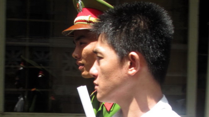AdWKJ8u8.jpg