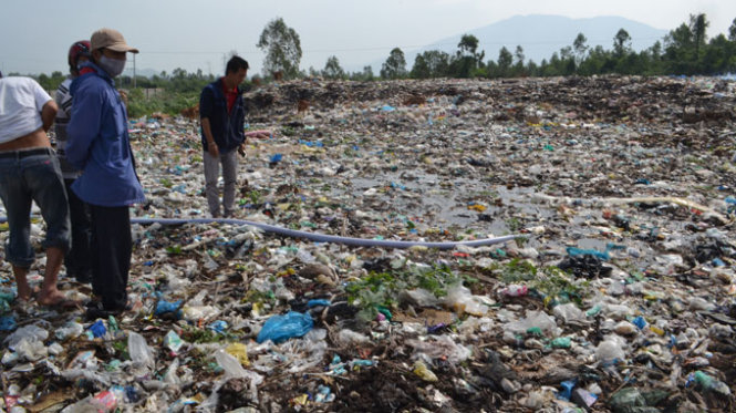 Tràn ngập rác thải và ô nhiễm môi trường thật đáng lo ngại. Hãy xem hình ảnh về các bãi rác ô nhiễm để hiểu và nỗ lực để giảm thiểu chúng.