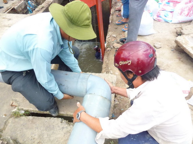 Hiện trường lực lượng chức năng đang tìm kiếm. ẢNH: ĐỨC TRONG