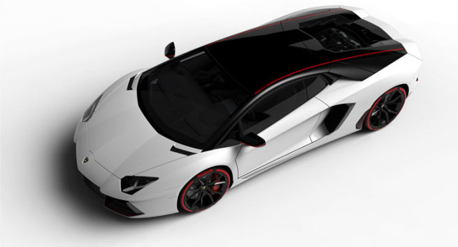 Siêu xe cộ Lamborghini Aventador LP7004 cẩn vàng  Tuổi Trẻ Online