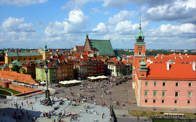 Warsaw, thành phố vươn lên từ đống tro tàn - Tuổi Trẻ Online