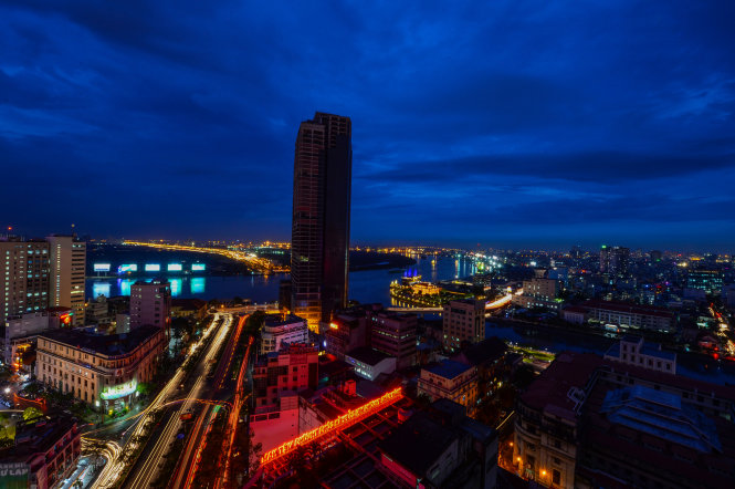 Toàn cảnh Sài Gòn  về đêm lung linh, huyền ảo - Tuổi Trẻ Online