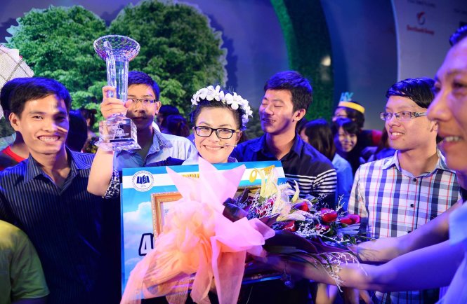 Nguyễn Thị Mỹ Khanh trong giây phút đăng quang cuộc thi “Dynamic Sinh viên - nhà doanh nghiệp tương lai” 2013 - Ảnh: Thuận Thắng