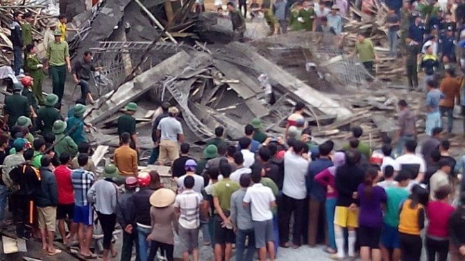 Toàn cảnh vụ sập giàn giáo diễn ra tại huyện Hương Sơn