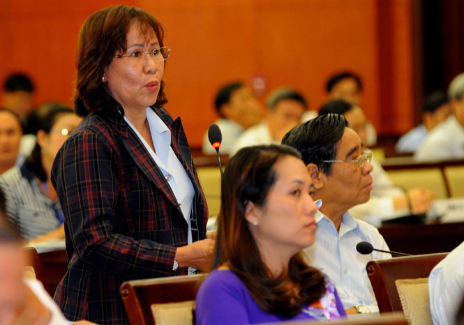 Tại phiên họp HĐND TP.HCM ngày 9-12, bà Nguyễn Thị Ngọc Nga - phó chánh Thanh tra TP.HCM - cho biết trong 9 tháng đầu năm 2015 không phát hiện trường hợp tham nhũng nào - Ảnh: T.Trung