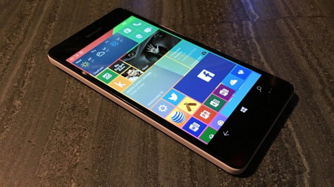 Lumia 950 - Ảnh: Thurrott.com