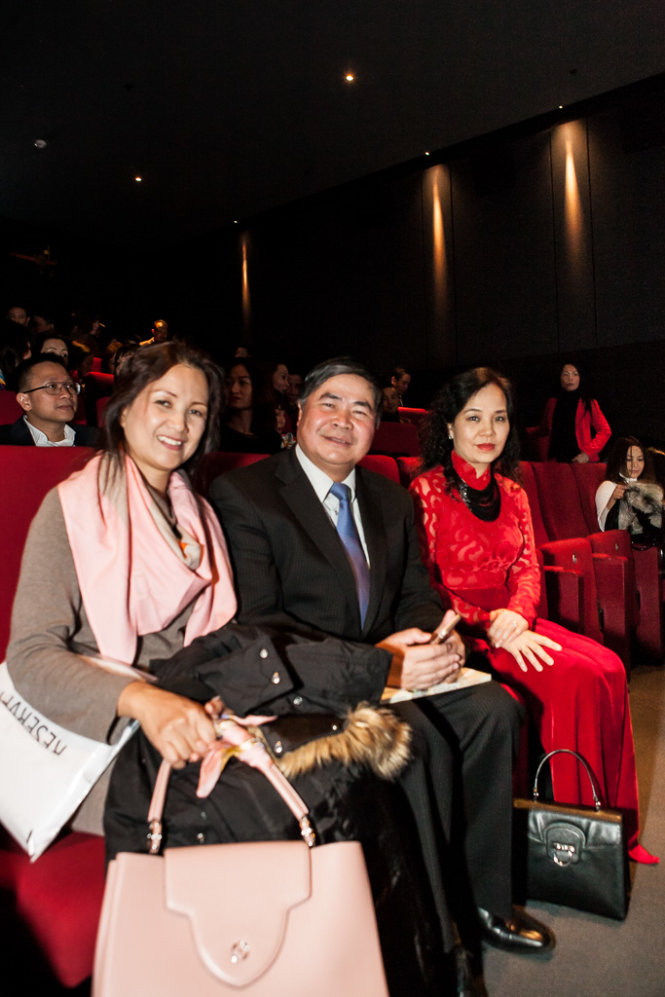 Cục trưởng cục điện ảnh, tiến sĩ Ngô Phương Lan đã dẫn đoàn đại biểu Việt Nam sang Berlin thực hiện tuần phim Việt 
