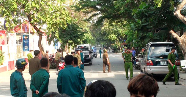 Lực lượng chức năng phong tỏa hiện trường vụ án mạng - Ảnh: Đại Việt