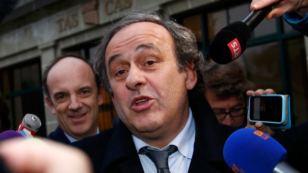 Ông Michel Platini trong ngày 11-12-2015 - Ảnh: Reuters