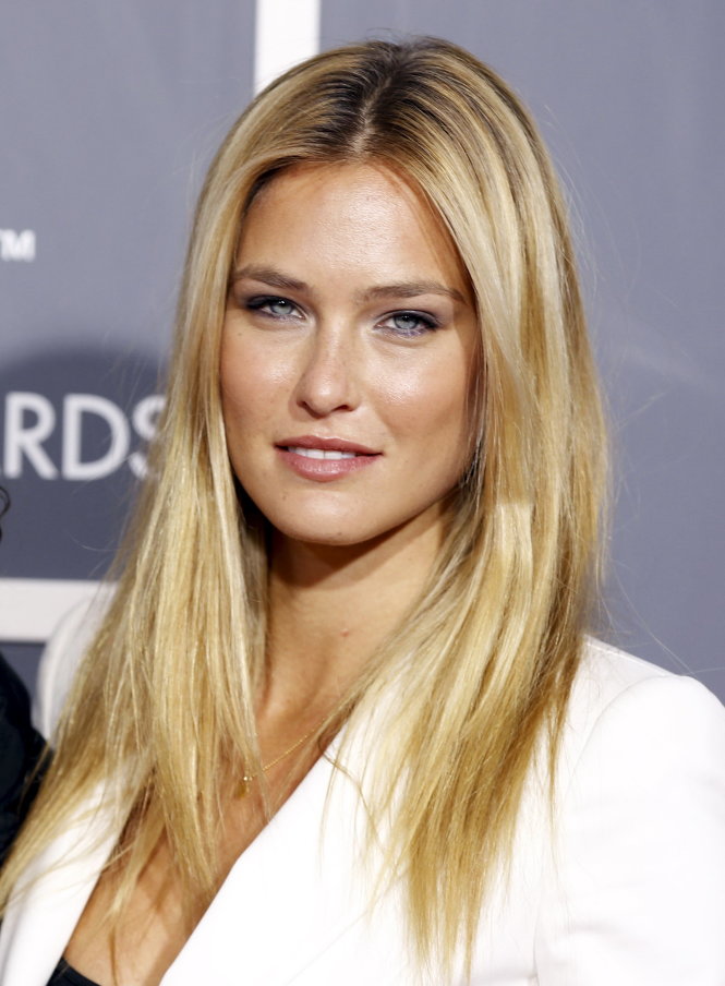 Siêu mẫu Bar Refaeli - Ảnh: Reuters