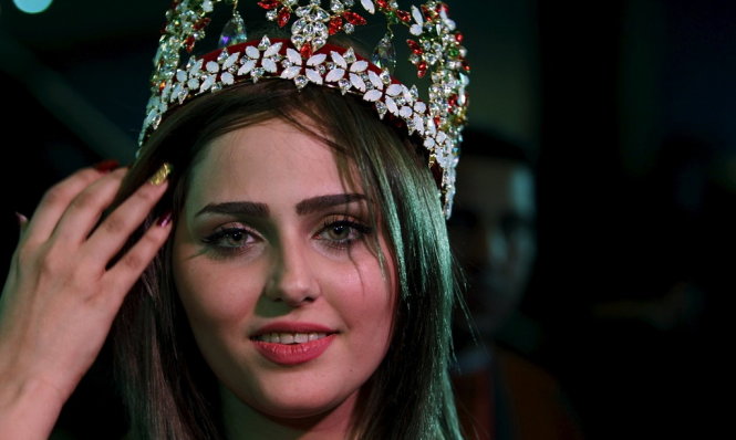 Tân hoa hậu Iraq Shaymaa Abdelrahman - Ảnh: Reuters