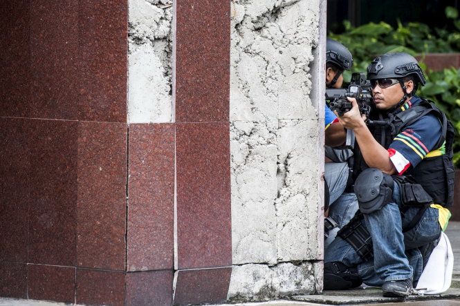 Đặc nhiệm hải quân Indonesia tham gia một cuộc diễn tập chống khủng bố ở thủ đô Jakarta - Ảnh: Reuters