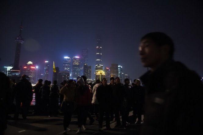 Năm nay Thượng Hải không tổ chức đón năm mới bên bờ Hoàng Phố như mọi năm - Ảnh: AFP