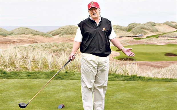 Ông Donald Trump dọa rút 700 triệu USD đầu tư vào Scotland - Ảnh: Telegraph