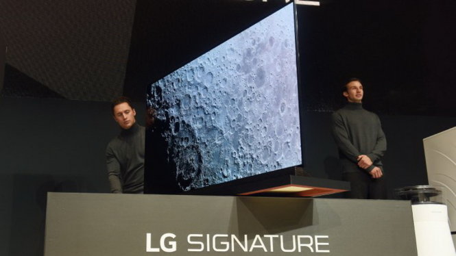 Dòng TV OLED thương hiệu LG Signature mới ra mắt tại CES 2016 có độ mỏng 2,57mm - Ảnh: Infobae.com