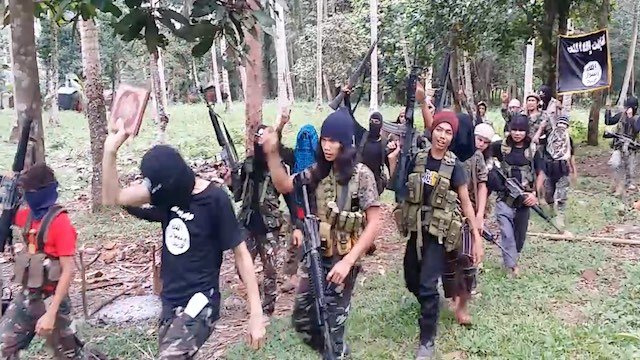 Bốn nhóm khủng bố riêng rẽ đã tuyên bố hợp lại thành một và xây dựng “quốc gia chư hầu” của IS tại Đông Nam Á - Ảnh: Yahoo