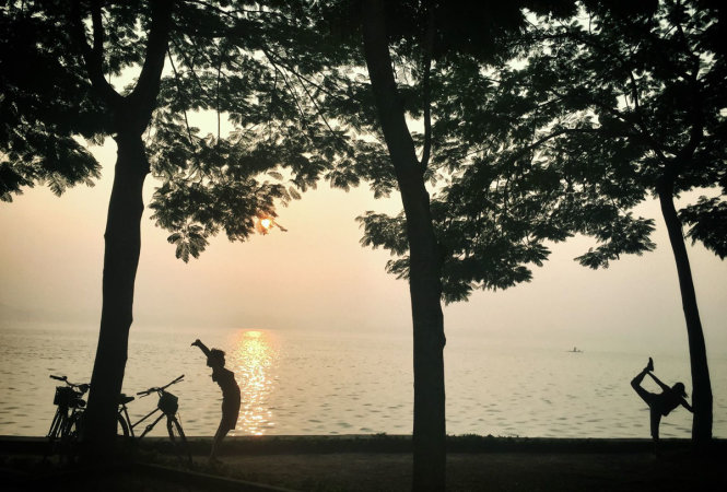 Hồ tây buổi sớm - Ảnh: Việt Thanh