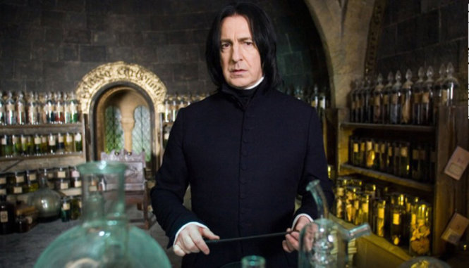 Giáo sư Snape là vai diễn được nhiều người biết đến nhất của Alan Rickman - Ảnh: Warner Bros