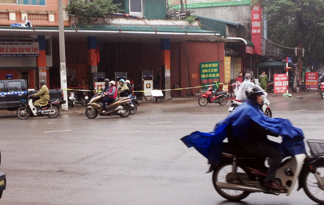 Cây xăng tạm dừng hoạt động sau sự cố - Ảnh: Nguyễn Huy Vĩnh