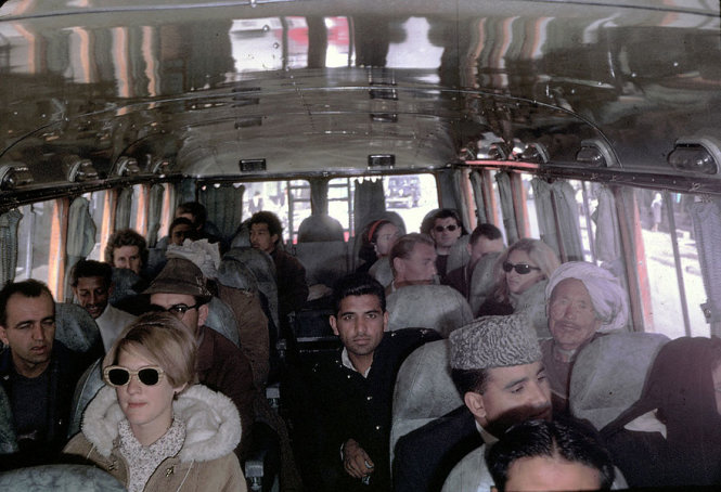 Đi xe buýt ở Afghanistan