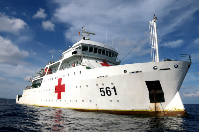 Con tàu bệnh viện HQ-561 làm nhiệm vụ tại khu vực đảo Trường Sa Đông (quần đảo Trường Sa, Khánh Hòa), ảnh chụp sáng 18-1 - Ảnh: Ngọc Hiển