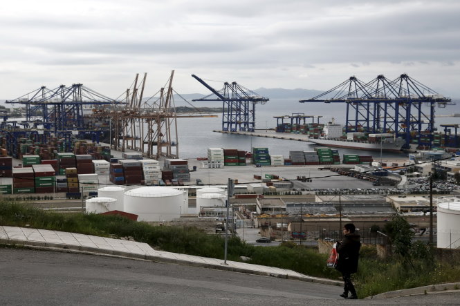 Cảng Piraeus của Hi Lạp ở vị trí đắc địa - Ảnh: Reuters