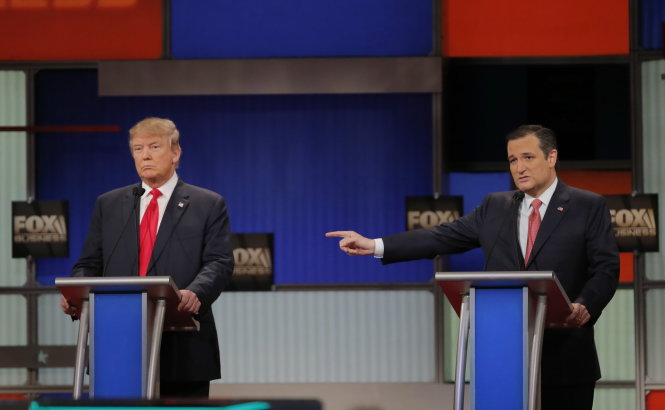 Tỷ phú Donald Trump (trái) và Thượng nghị sĩ Ted Cruz đều bị Đảng Cộng hòa ngán ngại - Ảnh: Reuters