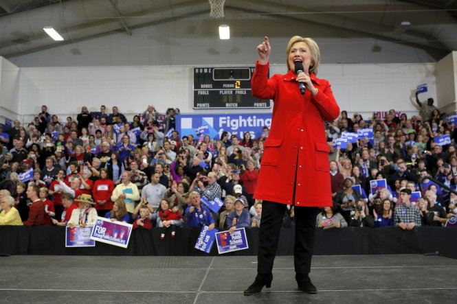 Bà Hillary Clinton gửi thông điệp chống bạo lực súng đạn - Ảnh: Reuters