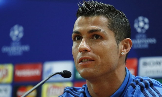 Ronaldo tại cuộc họp báo trước trận Real Madrid gặp AS Roma. Ảnh: Reuters