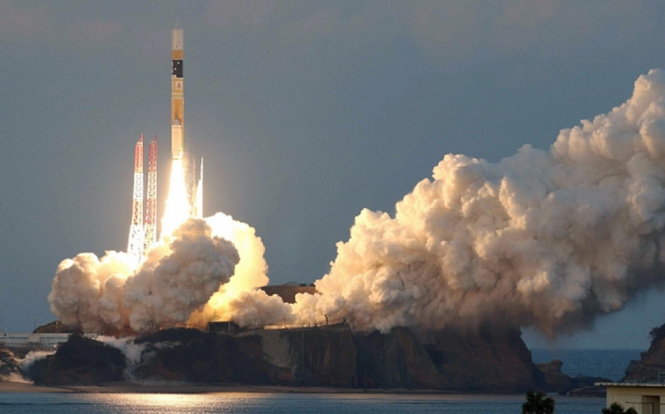 Tên lửa đẩy H-2A đưa vệ tinh ASTRO-H vào vũ trụ ngày 17-2 - Ảnh: Fiji