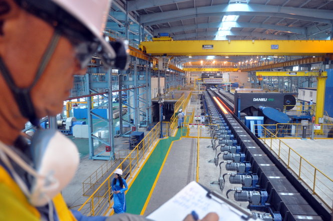Dây chuyền sản xuất của một doanh nghiệp thép ở Bà Rịa - Vũng Tàu    - Ảnh: Đông Hà